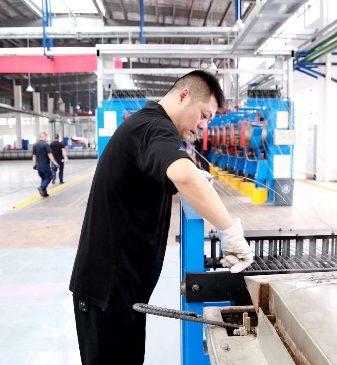 1696753545997550XE4m.jpg 9081677948dbe3e6084f9ca89a7f1e0b.jpg